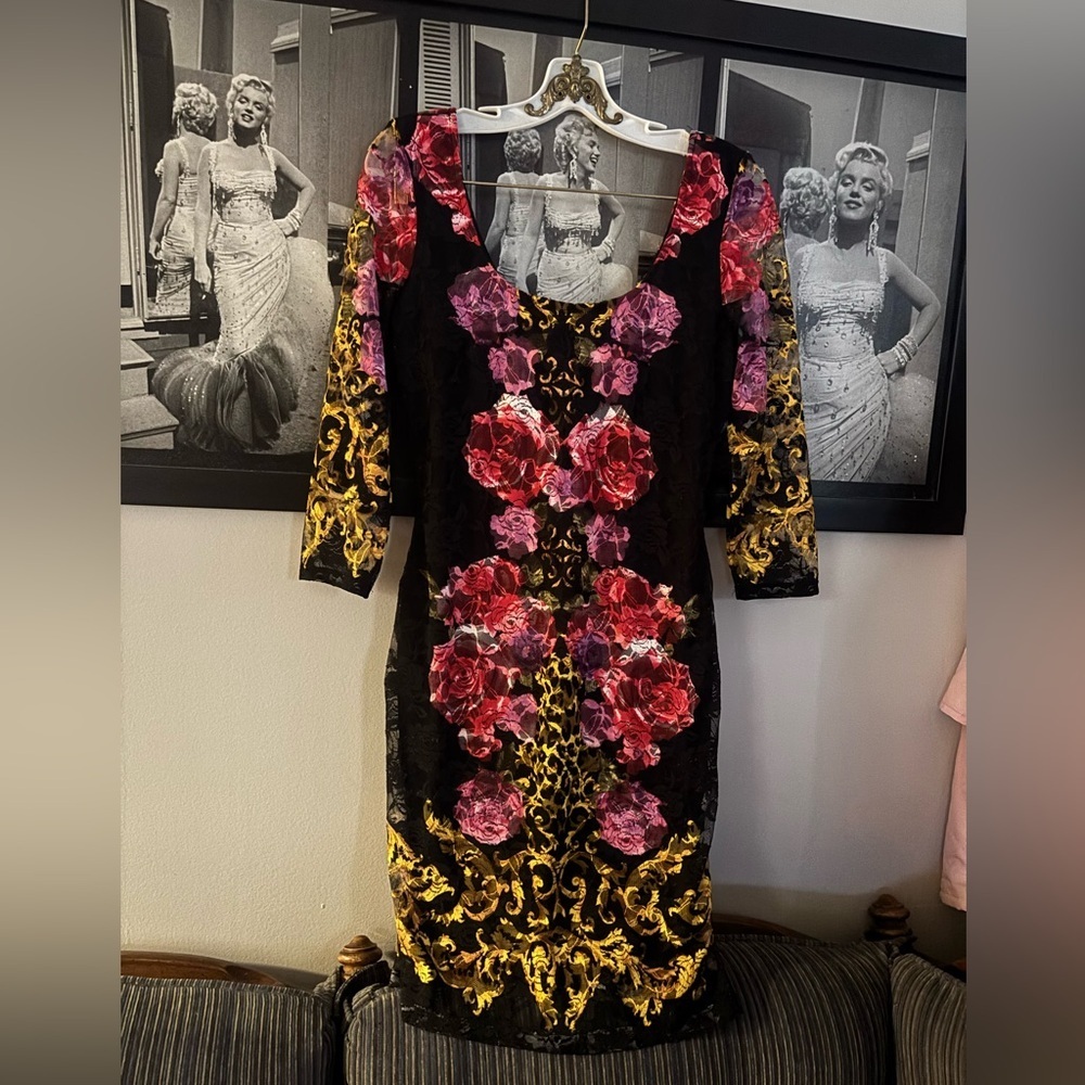 VENUS Red and Gold Cocktail Sheath Dress with Cuffed Sleeves